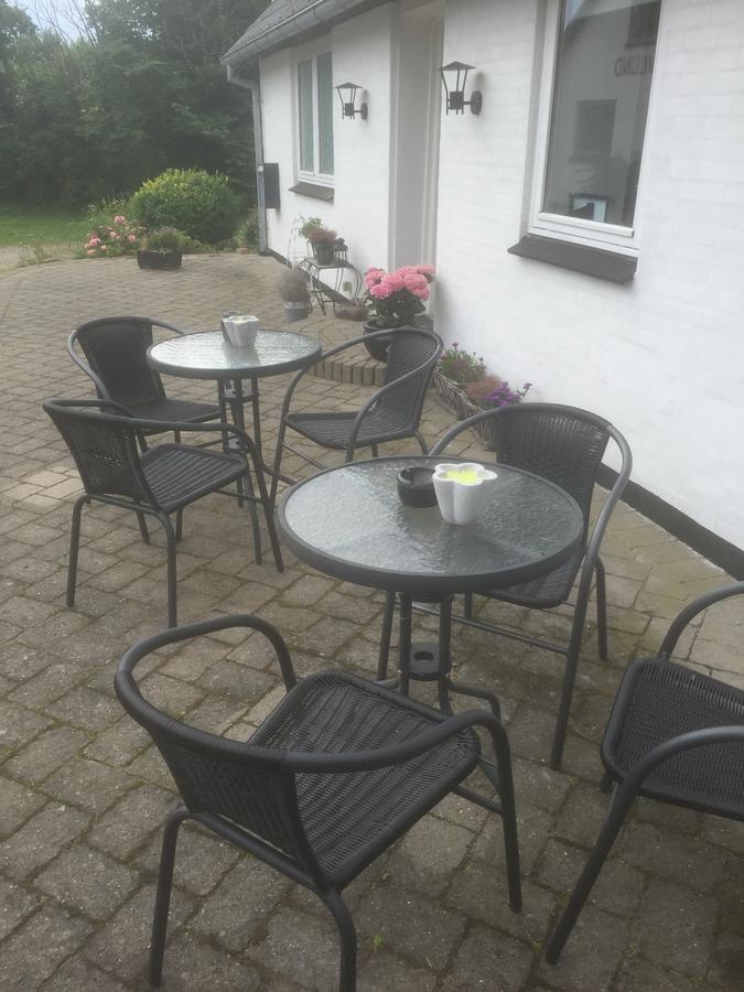 Skovlunds Bed & Breakfast Hojene Exterior photo